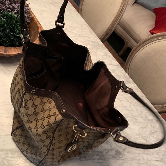 Gucci Large Tote with GC logo - Picture 2 of 8